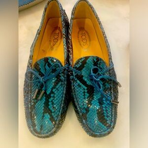 RARE Tod’s blue and black snake python a driving loafer 39.5/9